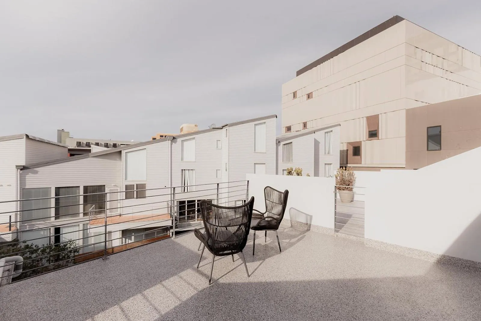 Spacious Modern Terrace In The Heart Of Hobart Cbd Apartmán