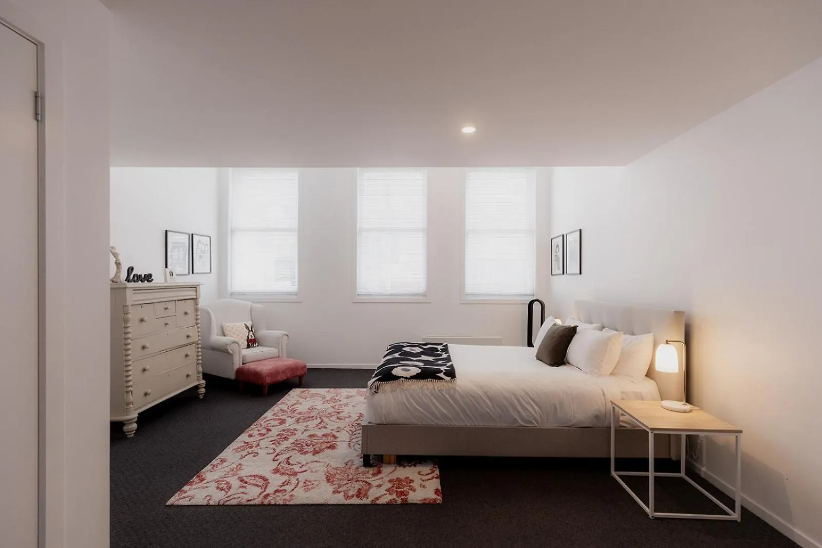 Spacious Modern Terrace In The Heart Of Hobart Cbd 0*,