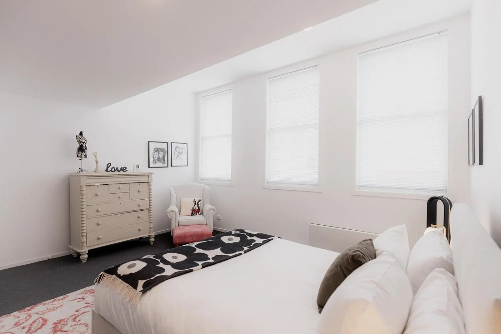 Spacious Modern Terrace In The Heart Of Hobart Cbd شقة