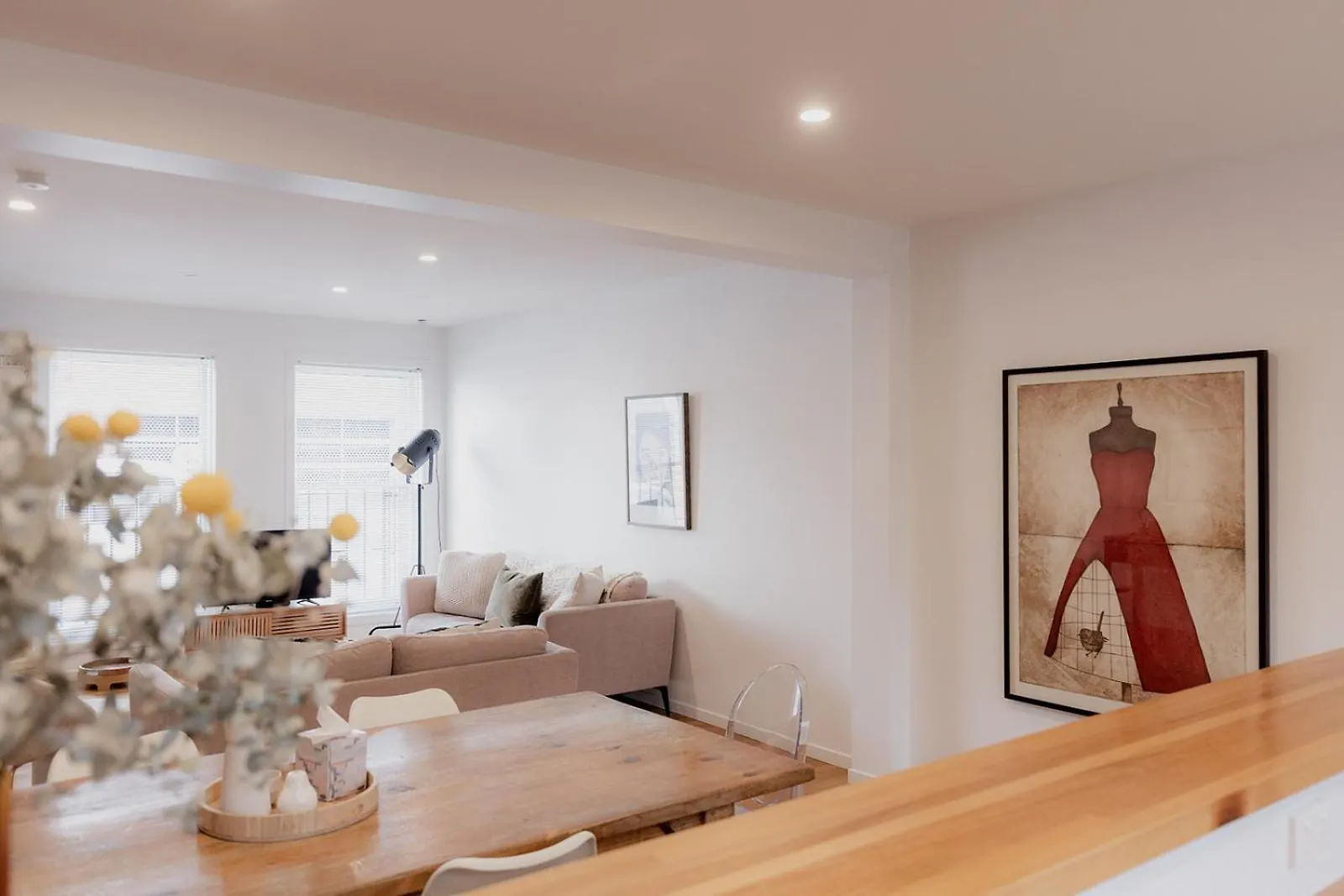 Spacious Modern Terrace In The Heart Of Hobart Cbd